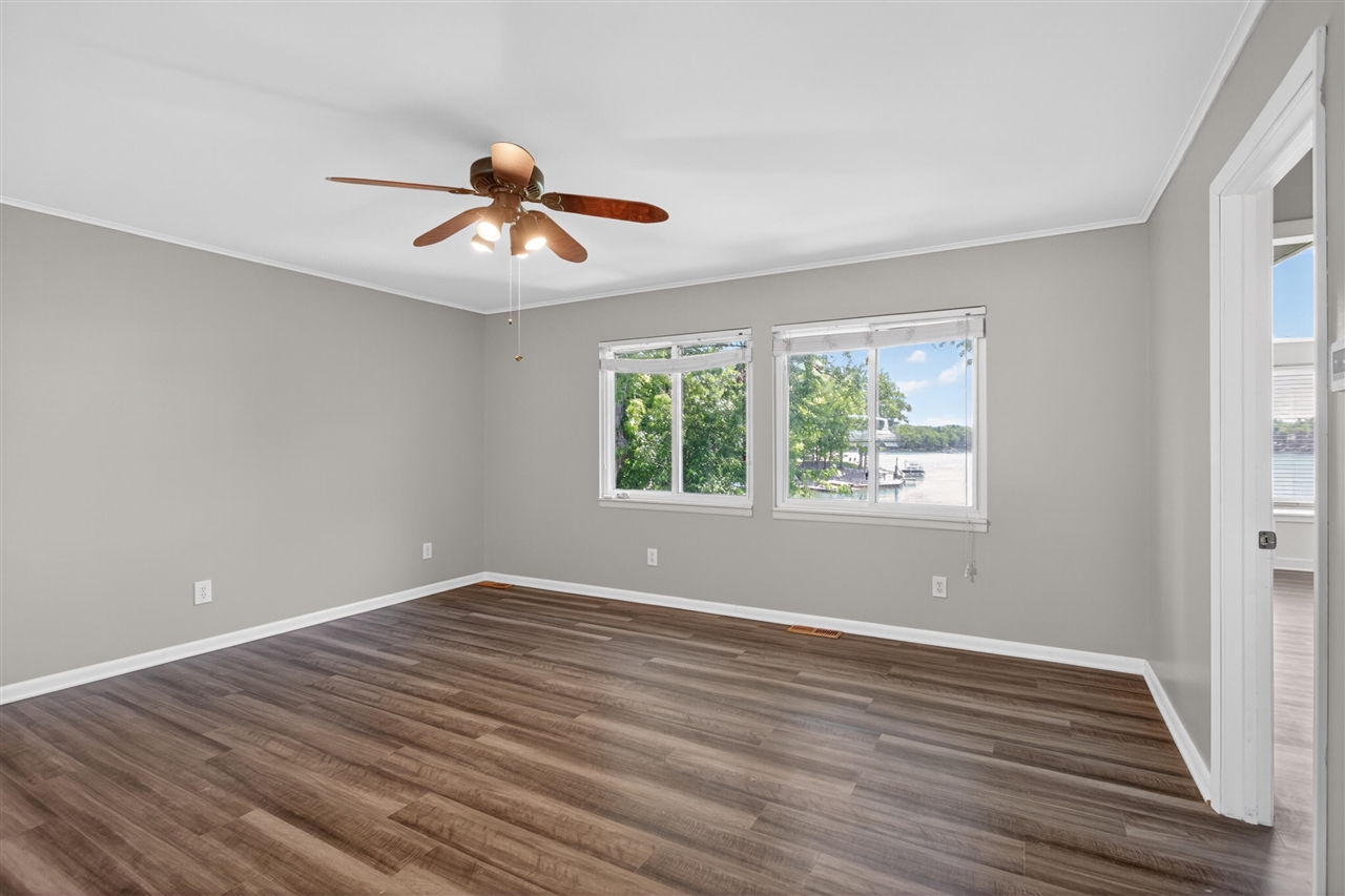 11939 Greenbriar Drive Property Photo 18