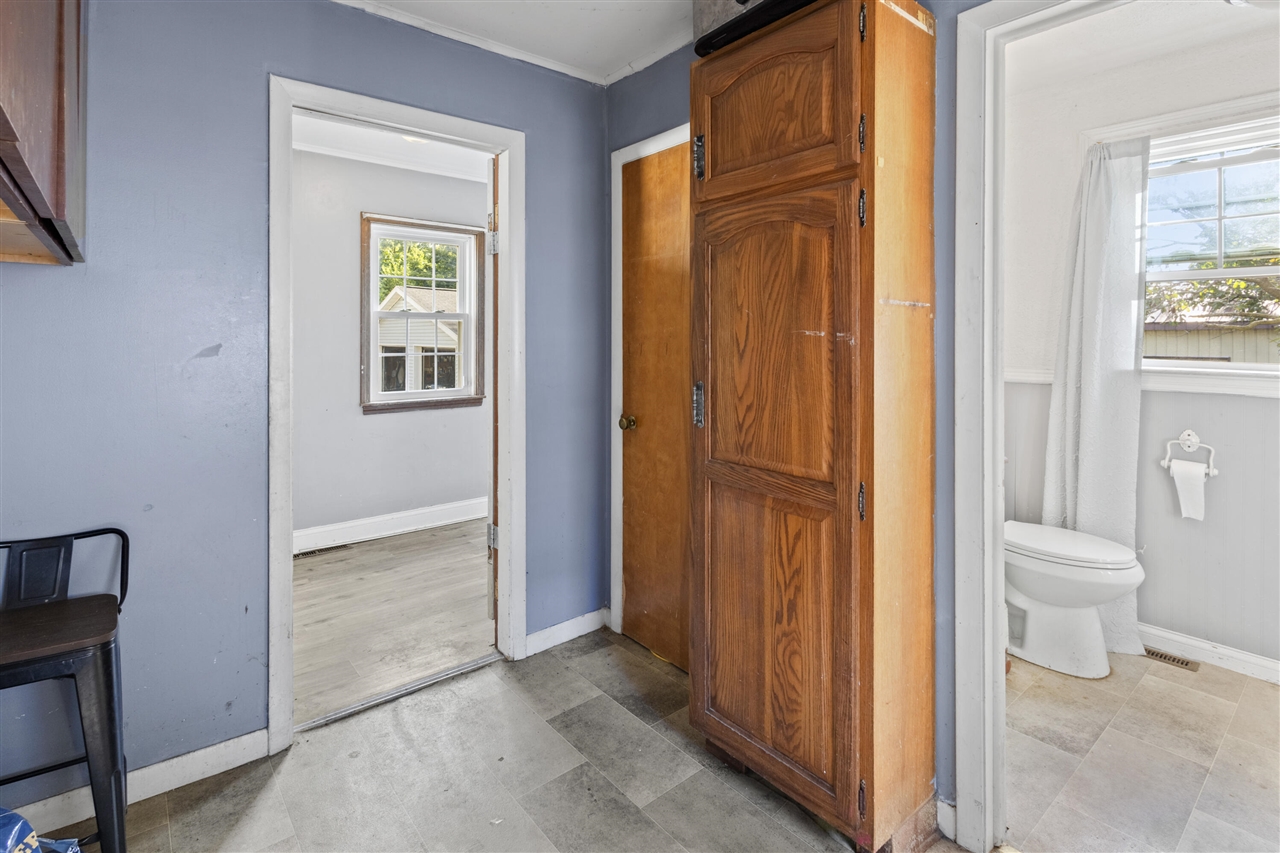 216 N Chicago Street Property Photo 16