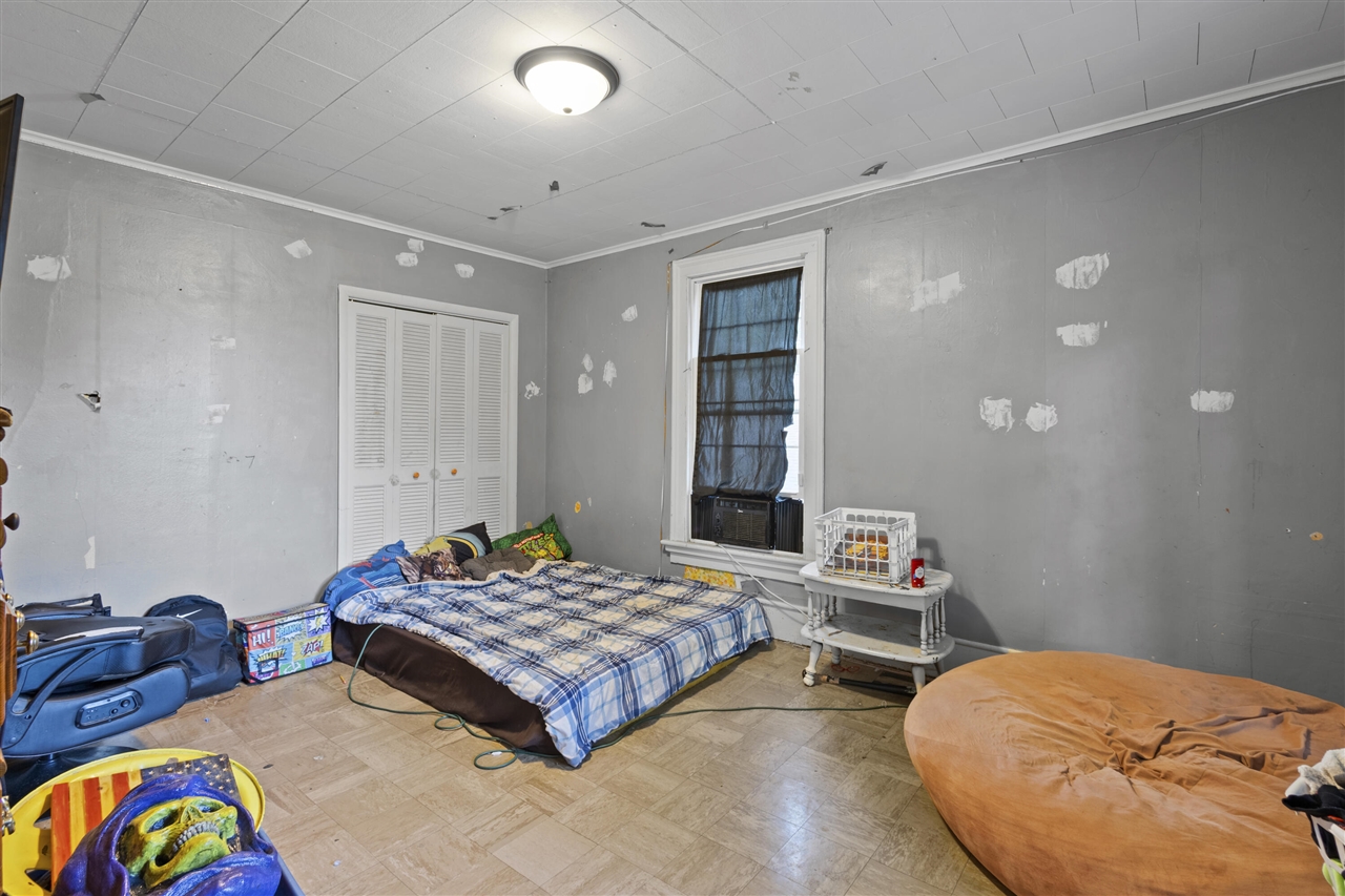 216 N Chicago Street Property Photo 26