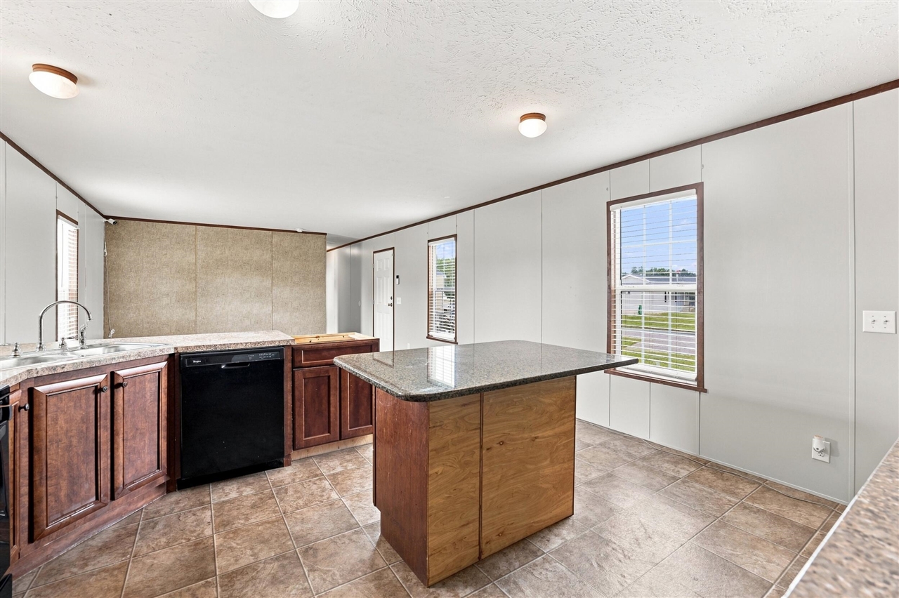 1301 Shadowridge Drive Property Photo 8
