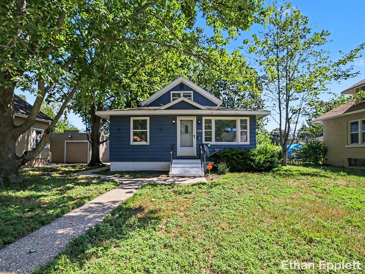 1532 Leahy Street Property Photo 2