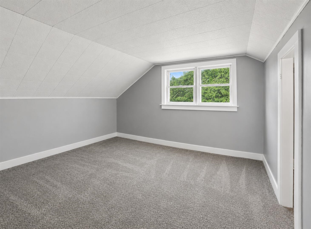 1532 Leahy Street Property Photo 12