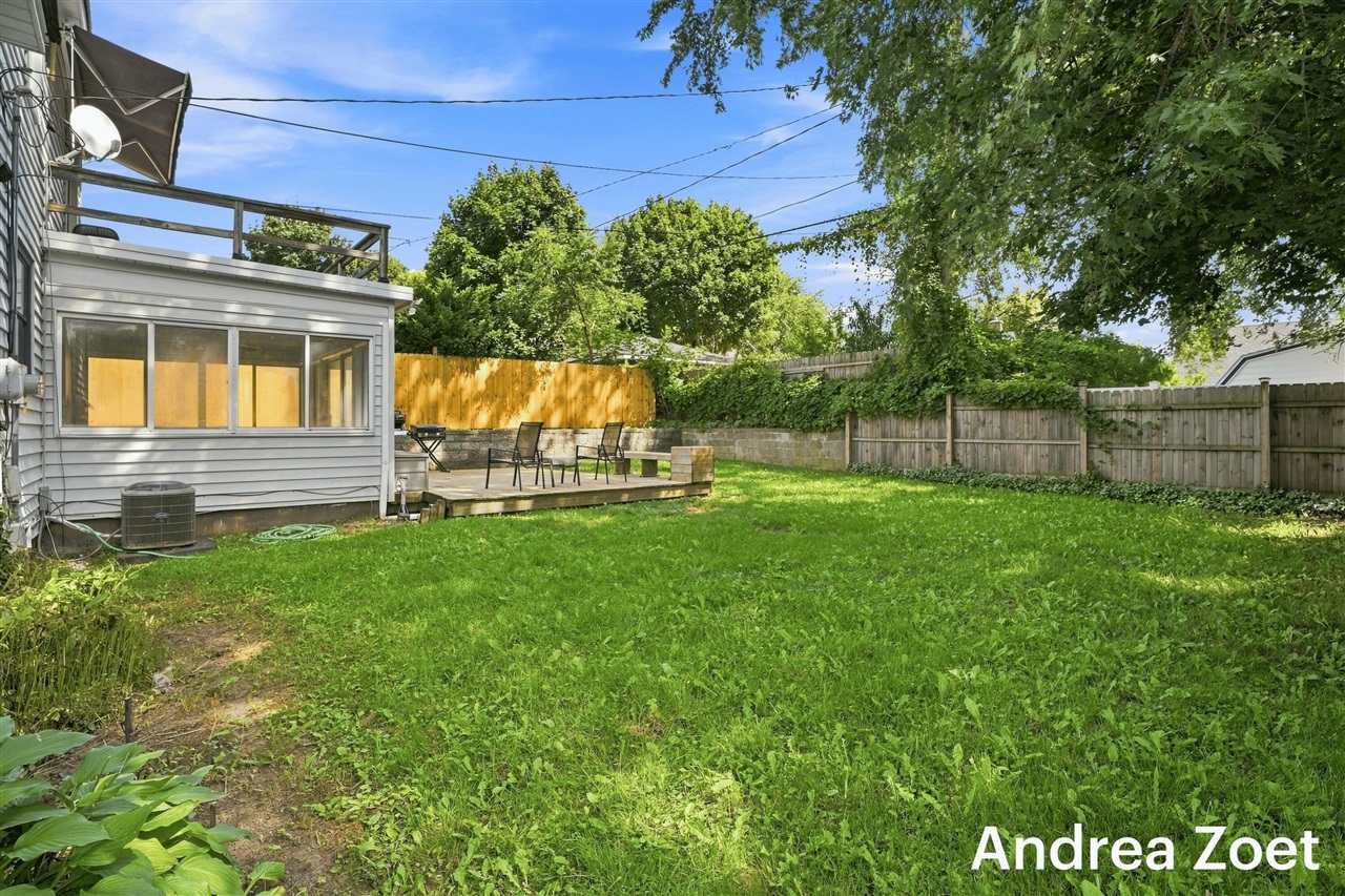 1044 Lockridge Drive Property Photo 26