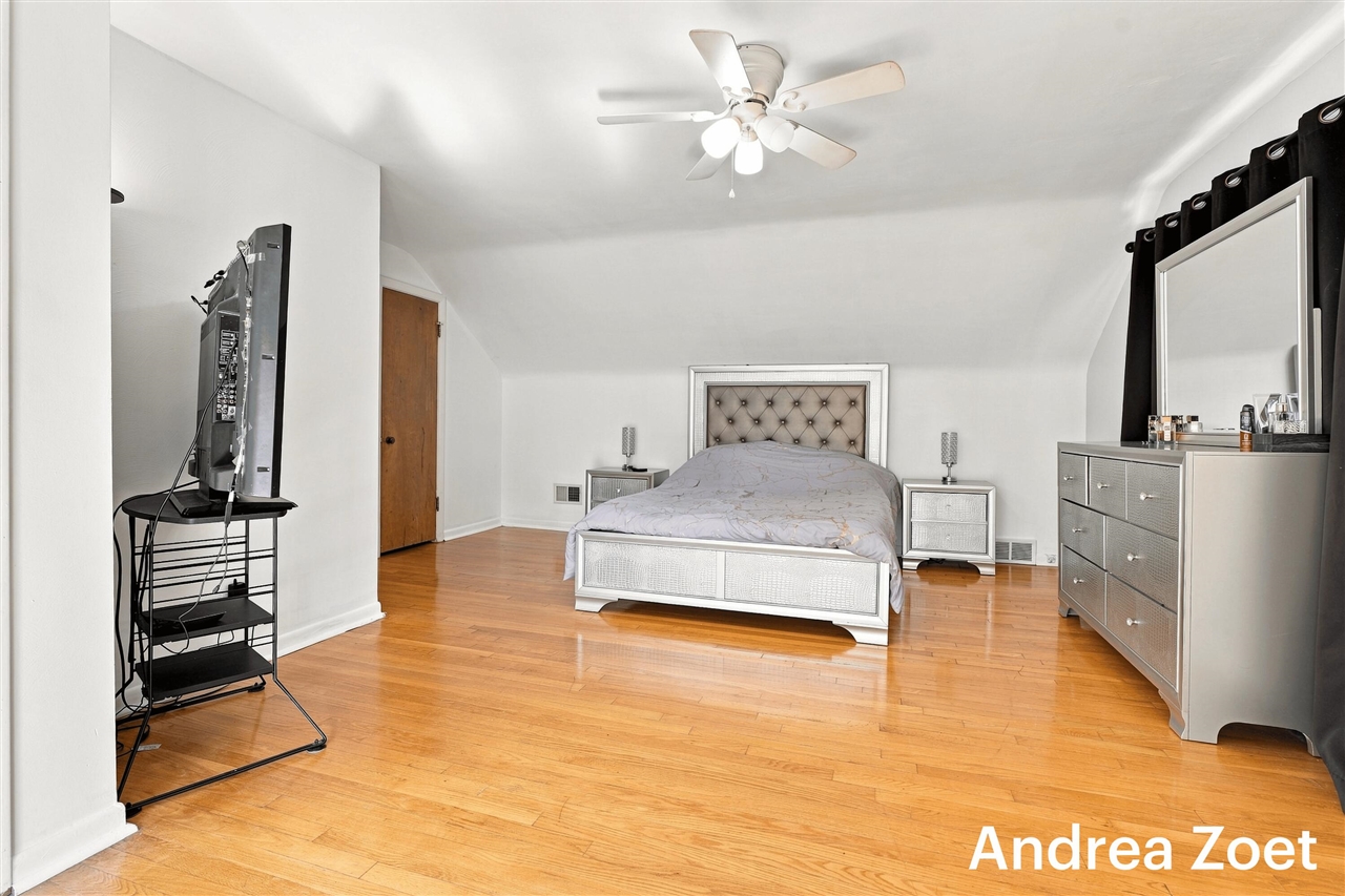1044 Lockridge Drive Property Photo 28