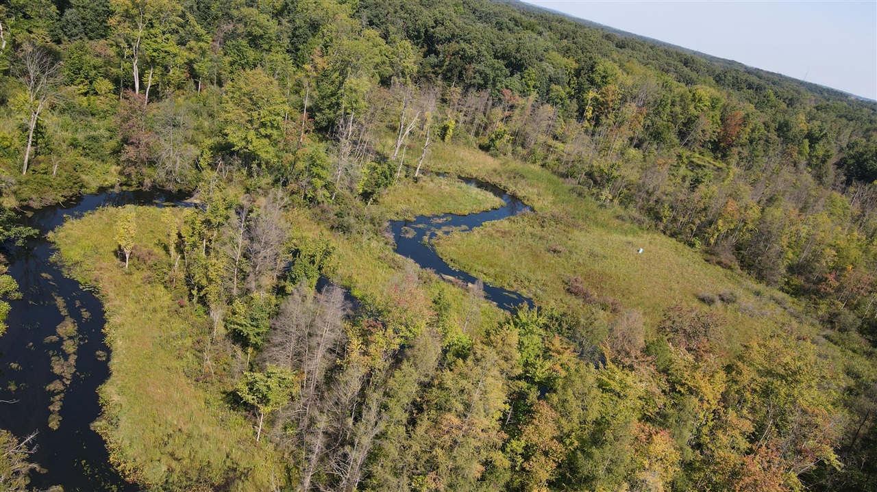 52524 Johnson Road Property Photo 4