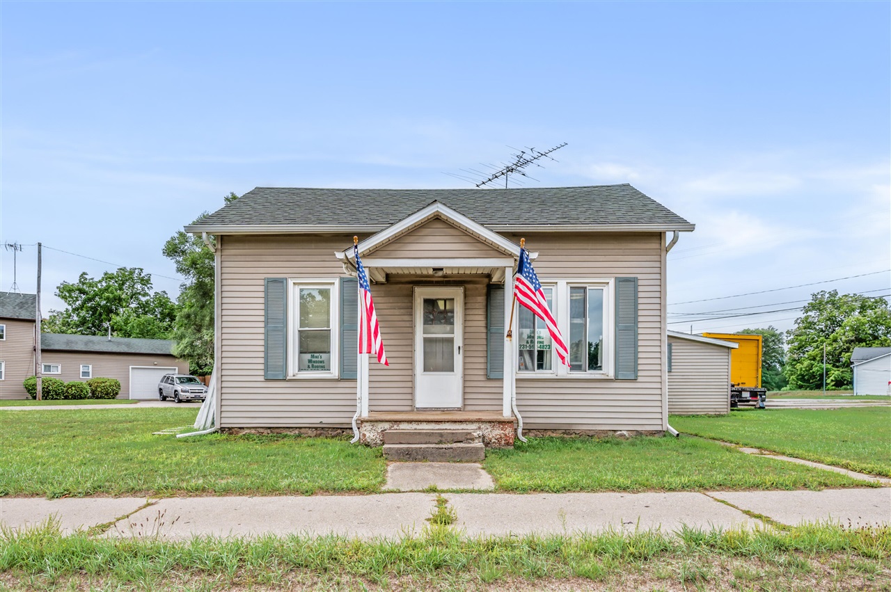 1103 N State Street Property Photo 1