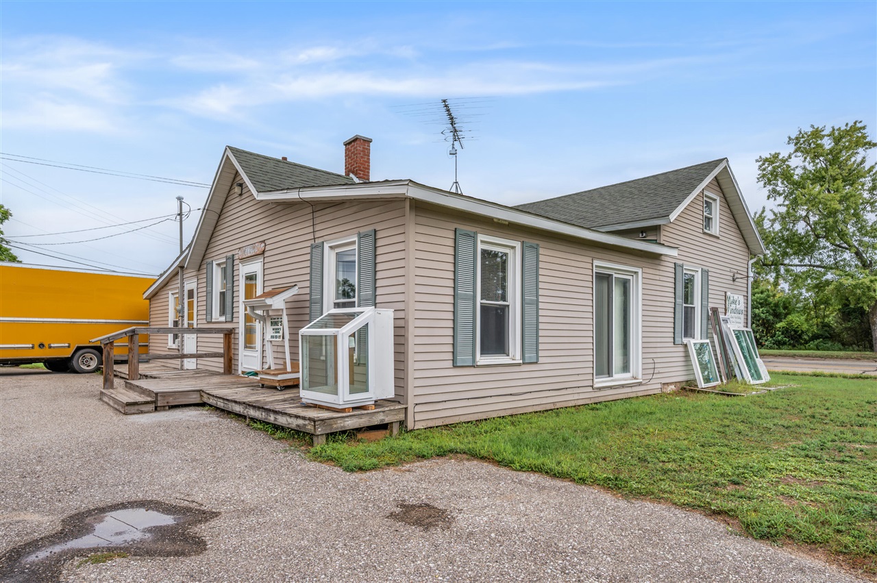 1103 N State Street Property Photo 2