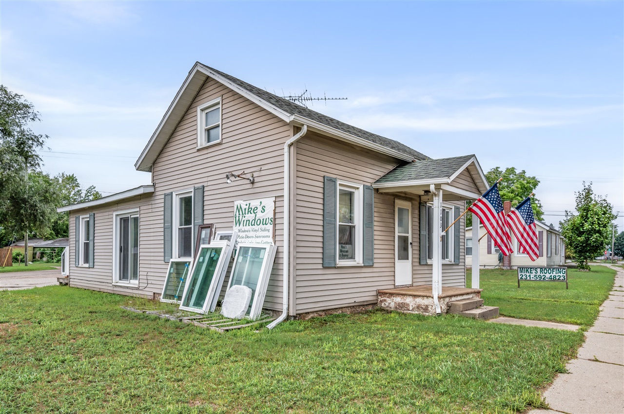 1103 N State Street Property Photo 4