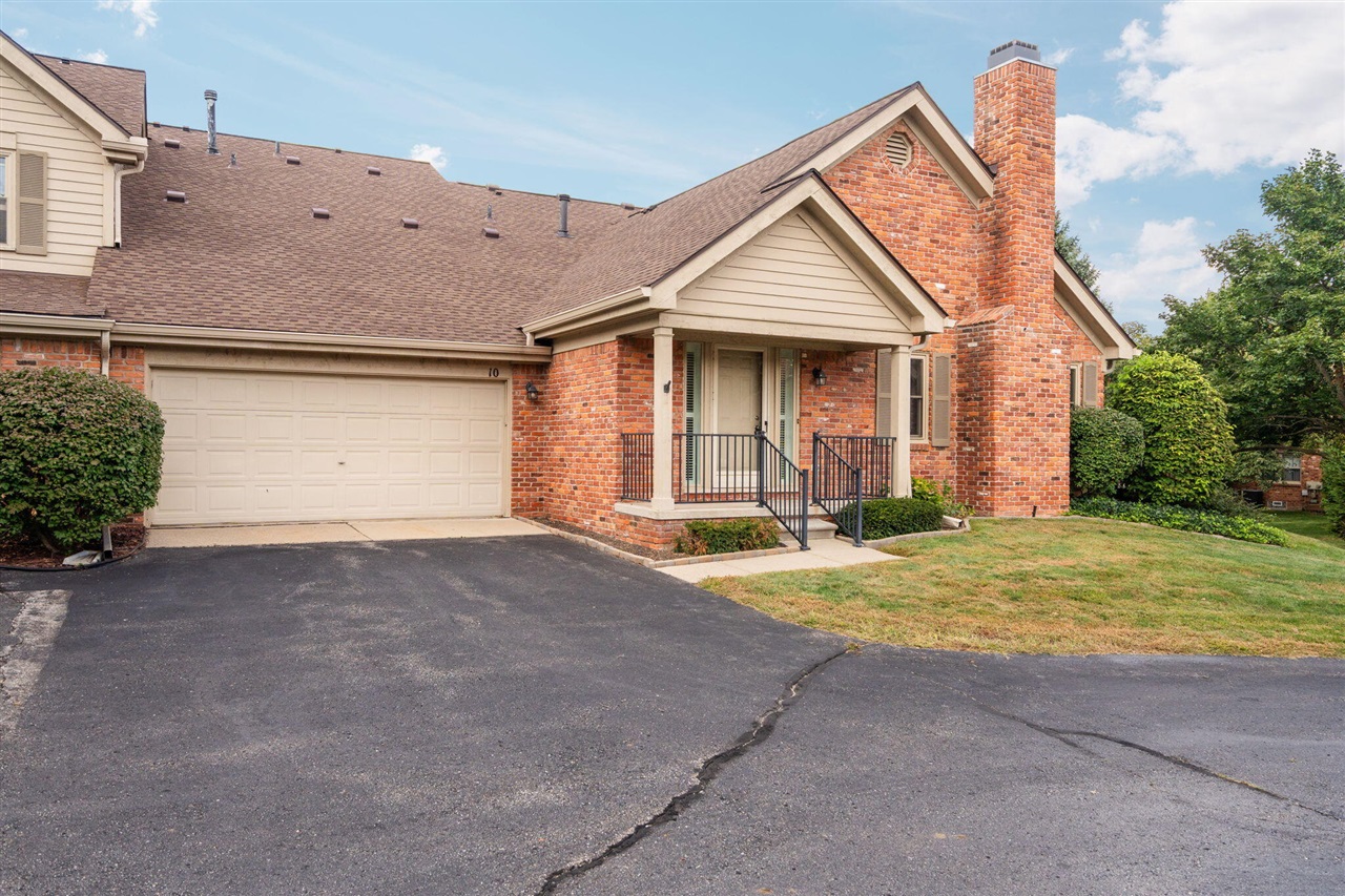 10 Oxford Court Property Photo 1