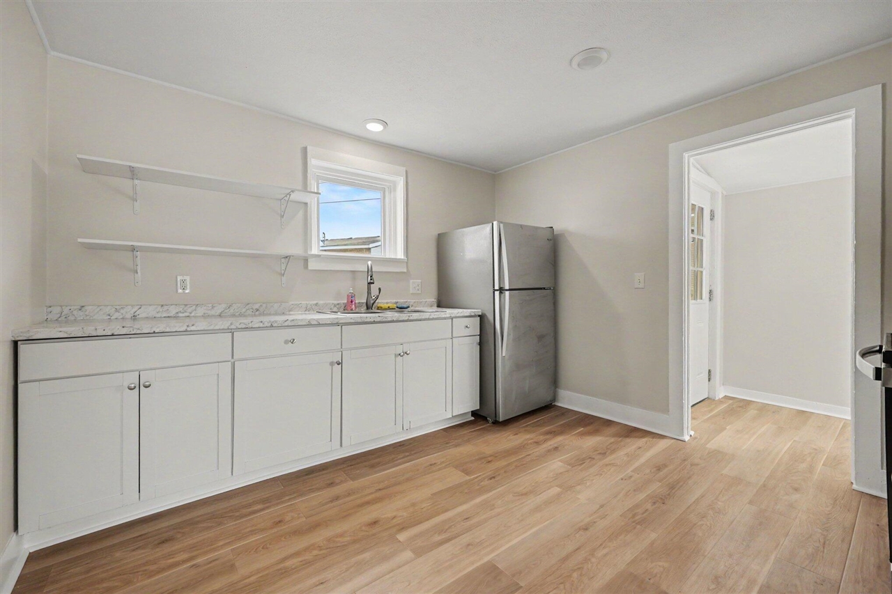 807 Colburn Avenue Property Photo 16