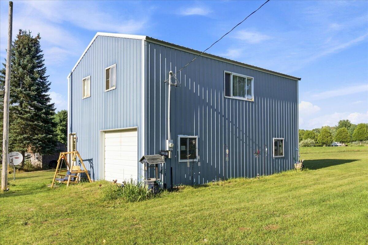 3385 W 108th Street Property Photo 1