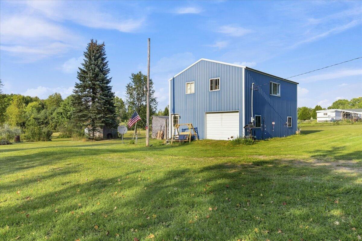 3385 W 108th Street Property Photo 2