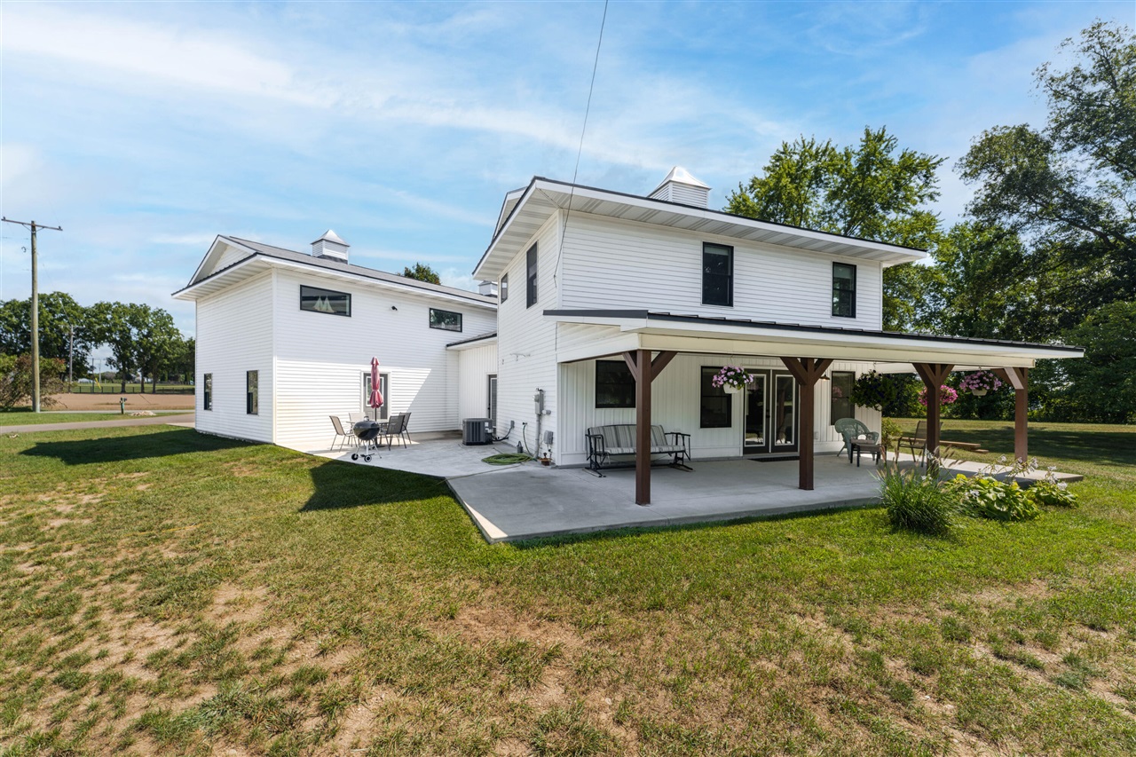 10268 Graham Road Property Photo 6