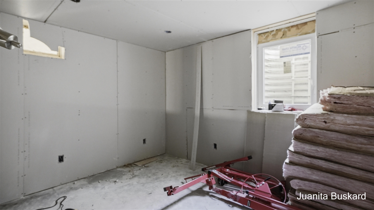 3449 Taft Avenue Property Photo 22