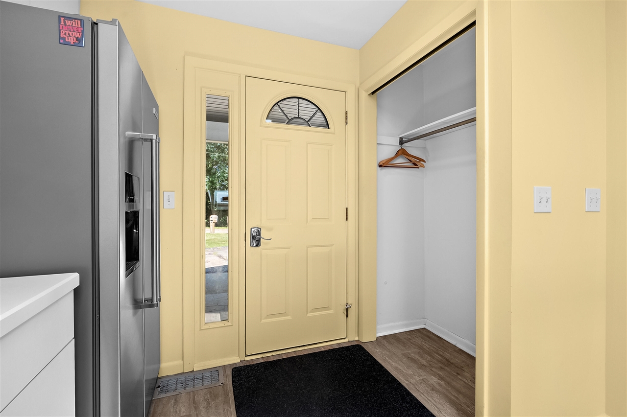 130 Waupakisco Beach Property Photo 3