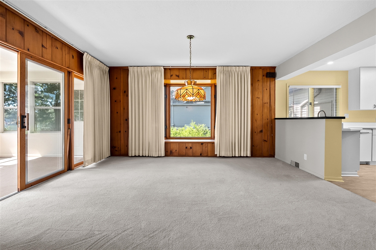 130 Waupakisco Beach Property Photo 11