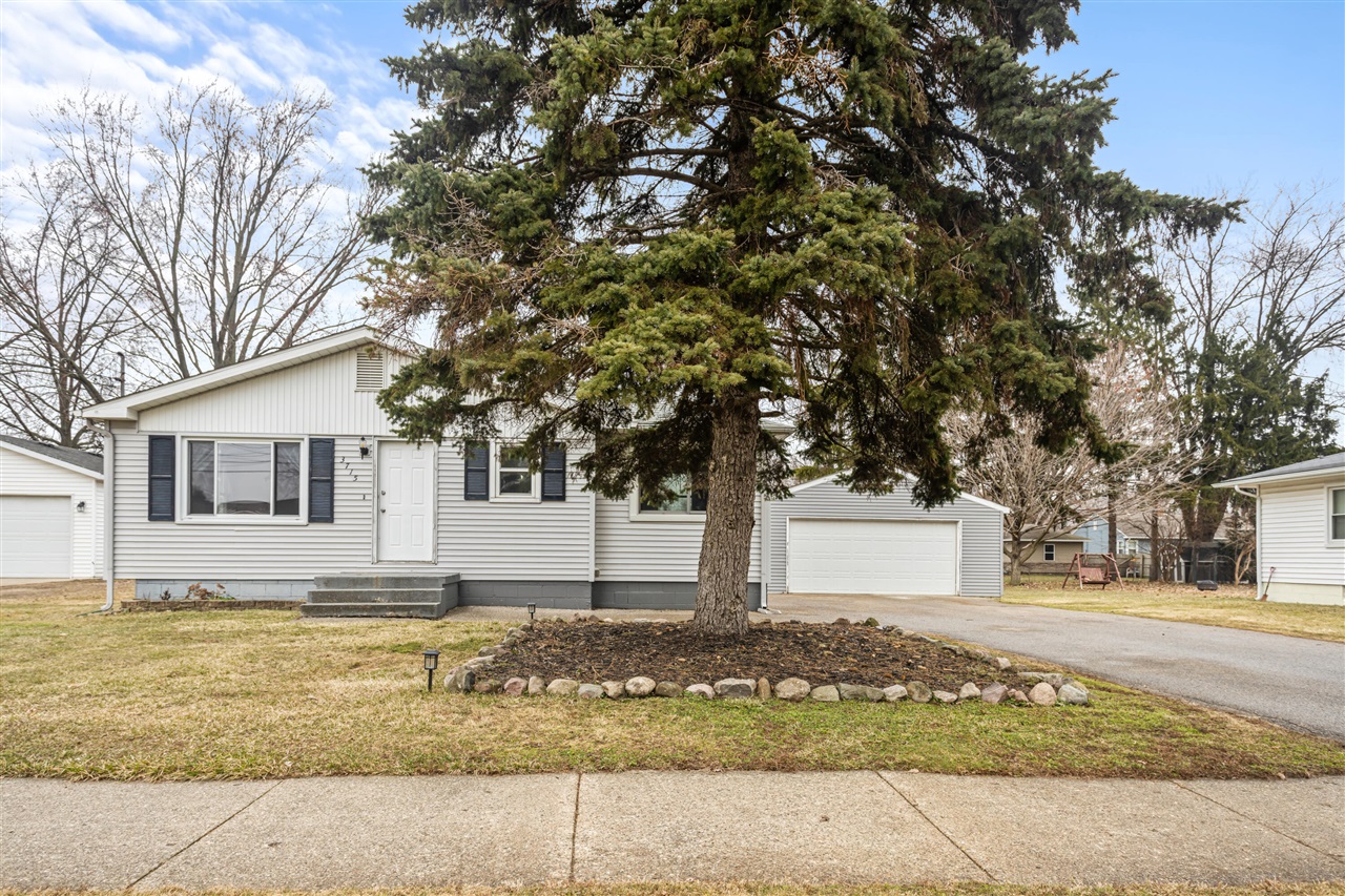 3715 Grant Street Property Photo 1