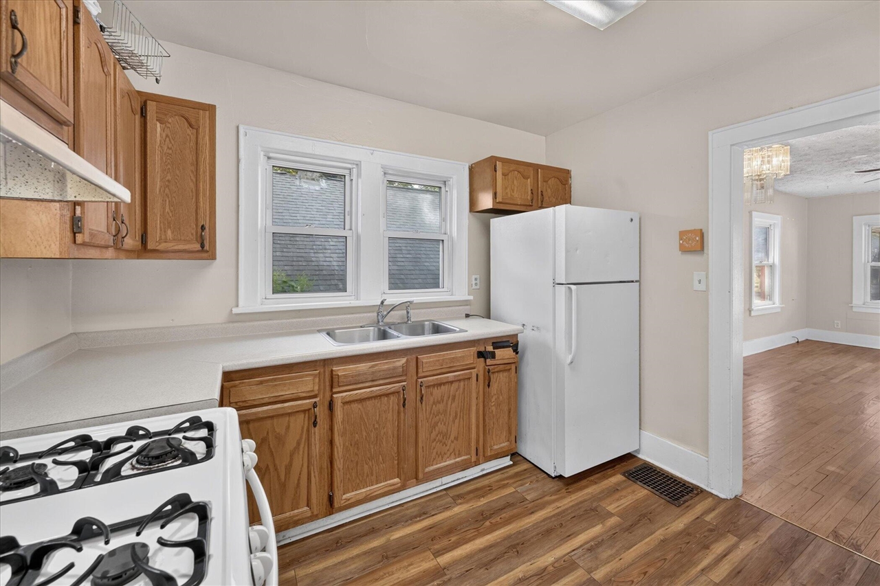 303 E Prospect Street Property Photo 14
