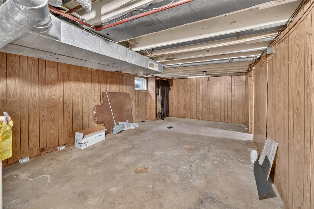 303 E Prospect Street Property Photo 22