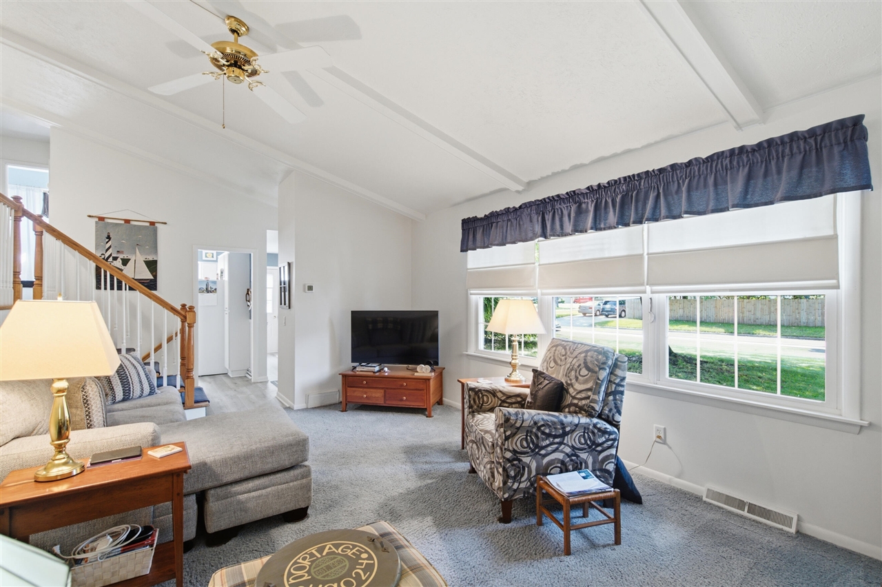 6905 Shoreham Street Property Photo 5