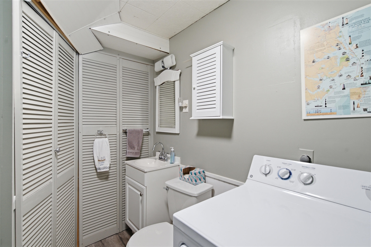 6905 Shoreham Street Property Photo 22