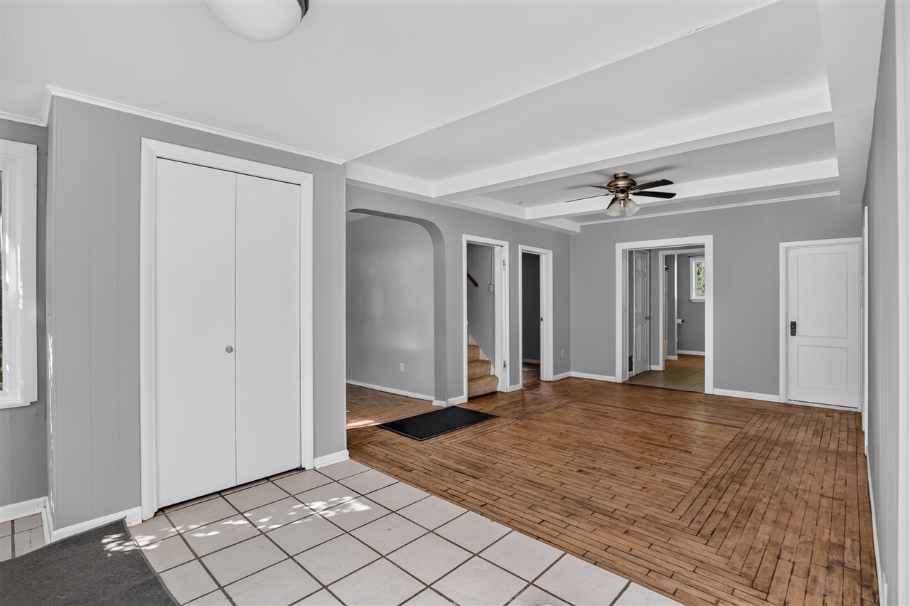 430 S Main Street Property Photo 14