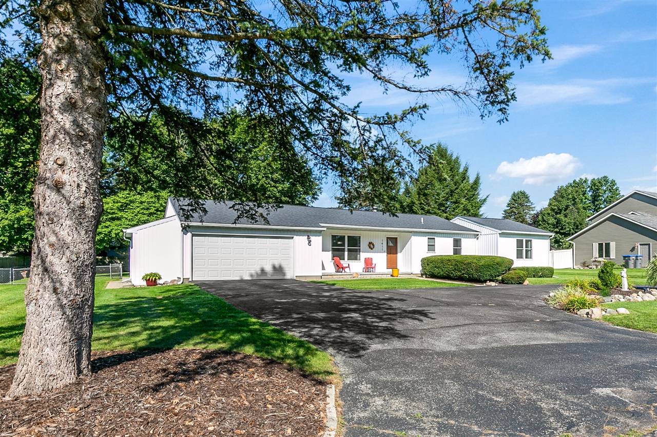 1411 E Rishel Road Property Photo 2