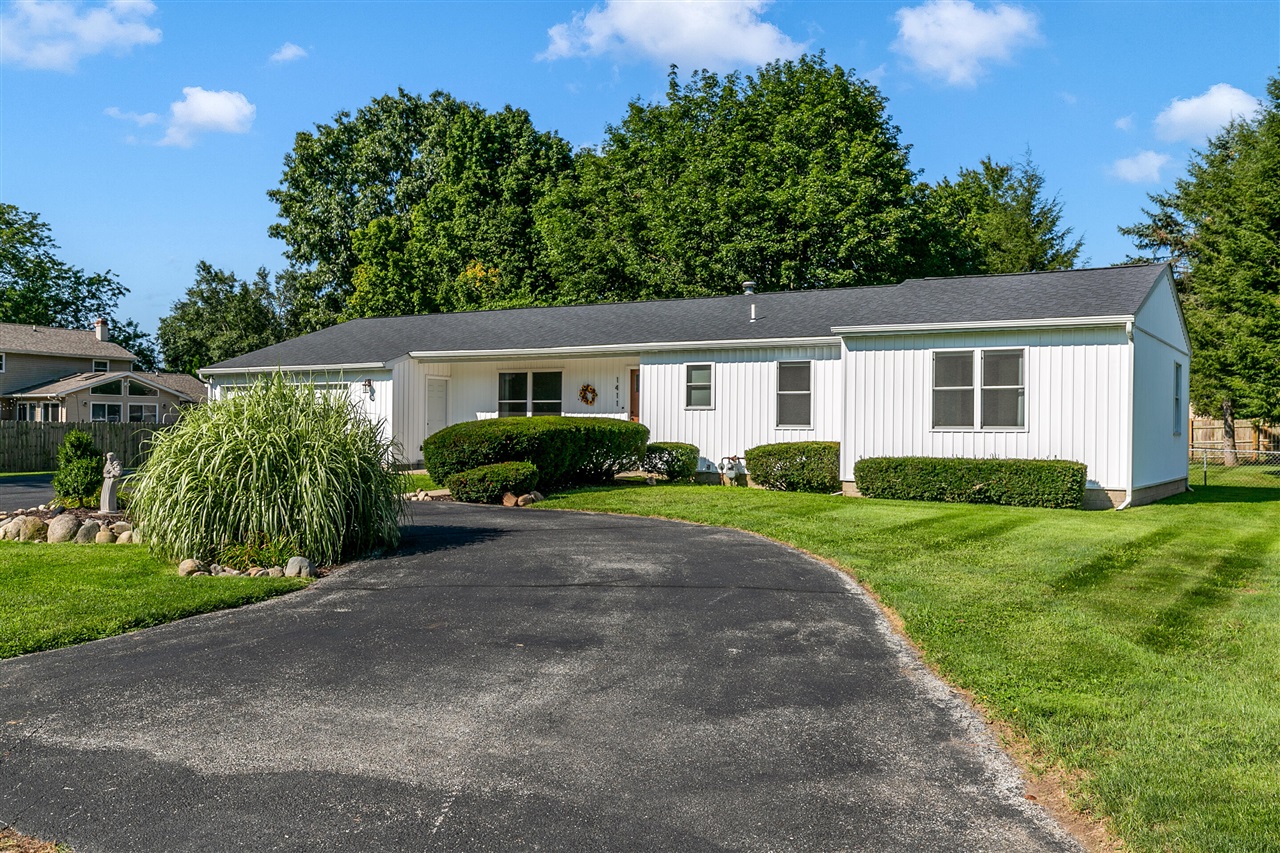 1411 E Rishel Road Property Photo 3