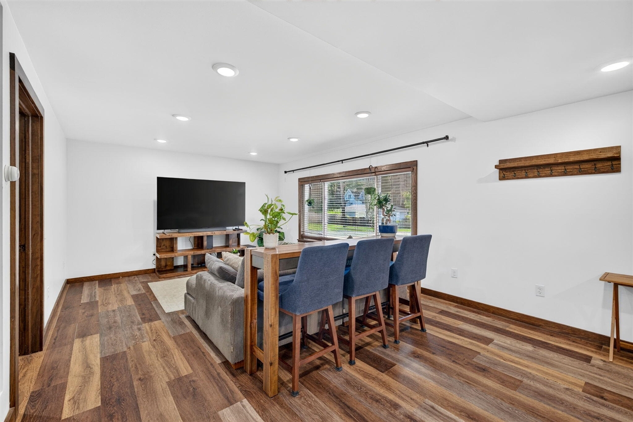 75 Elliott Street Property Photo 11