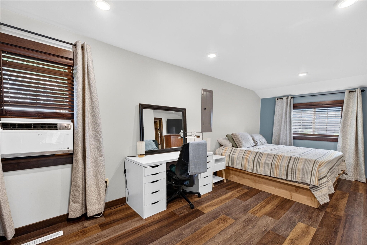 75 Elliott Street Property Photo 15