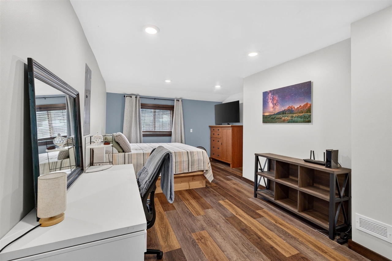 75 Elliott Street Property Photo 16