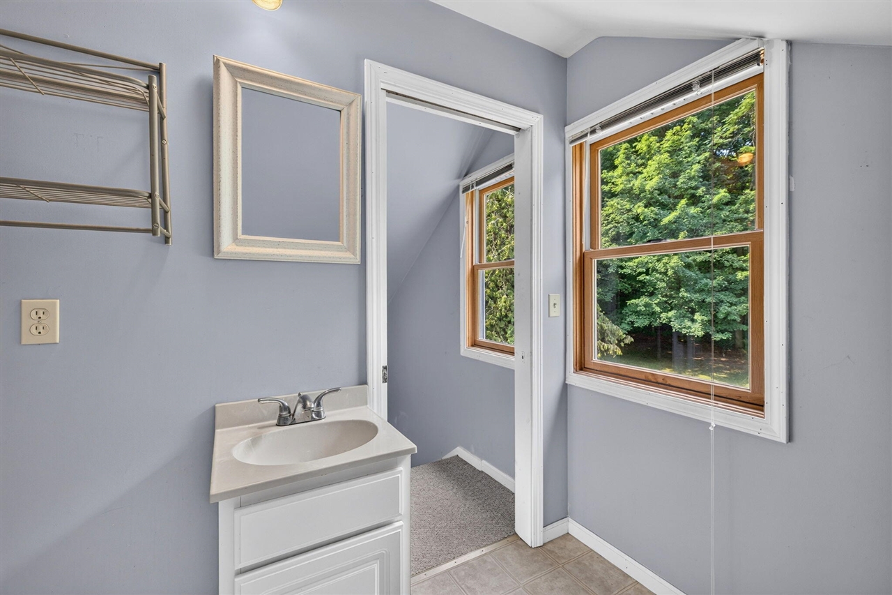 75 Elliott Street Property Photo 20
