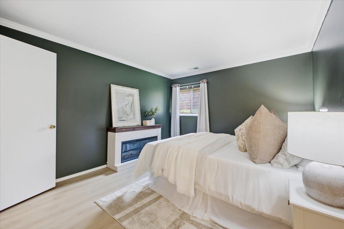 300 Briarcrest Drive Property Photo 17