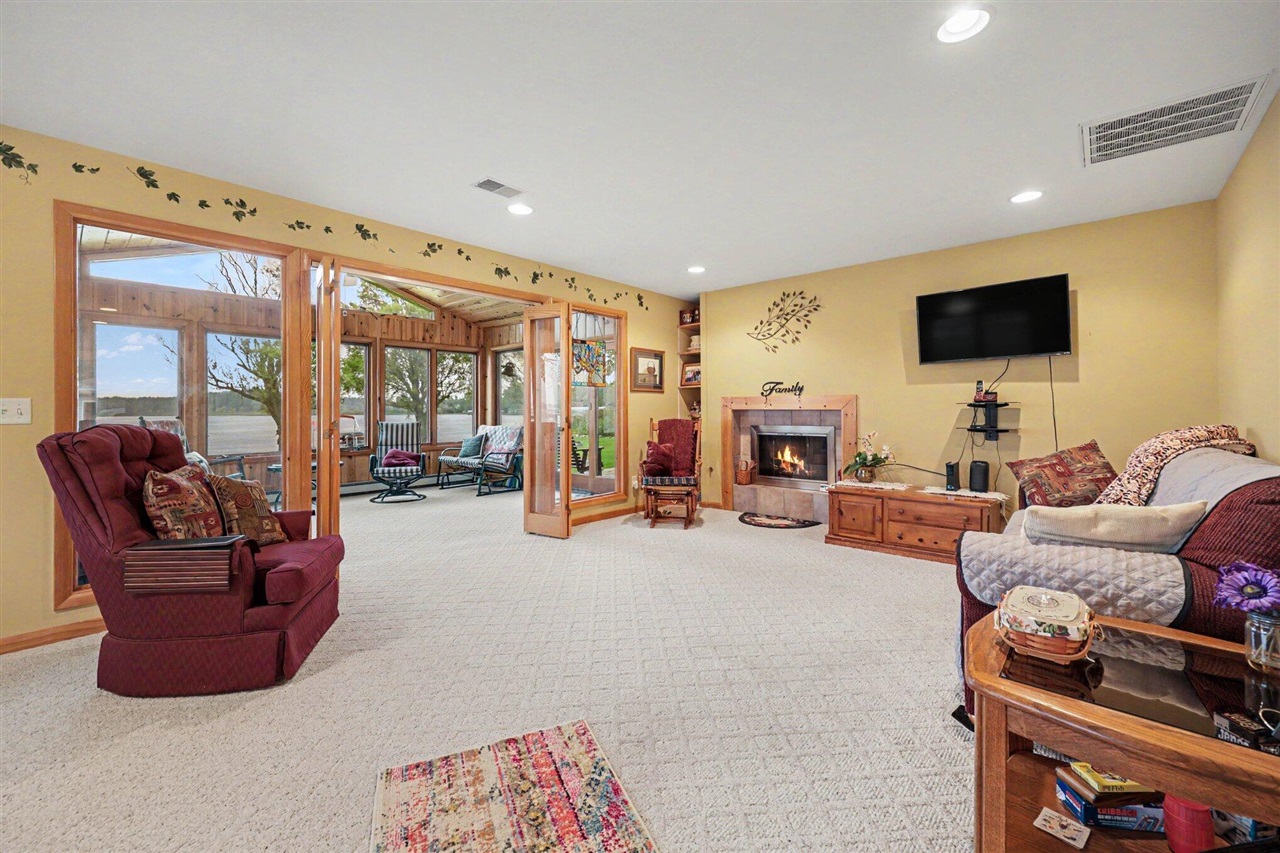 8340 Burrows Road Property Photo 17
