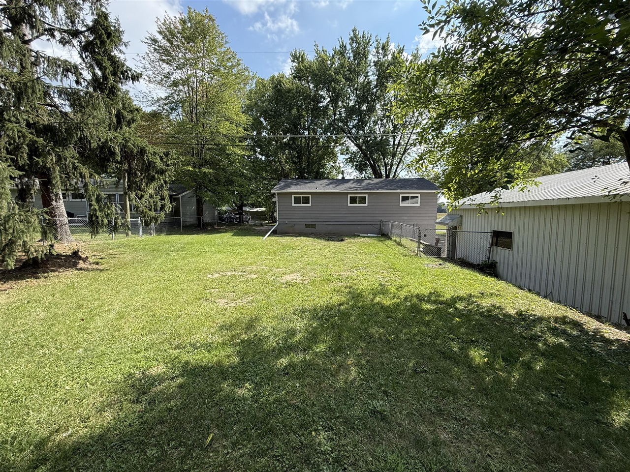 9470 Peck Road Property Photo 10