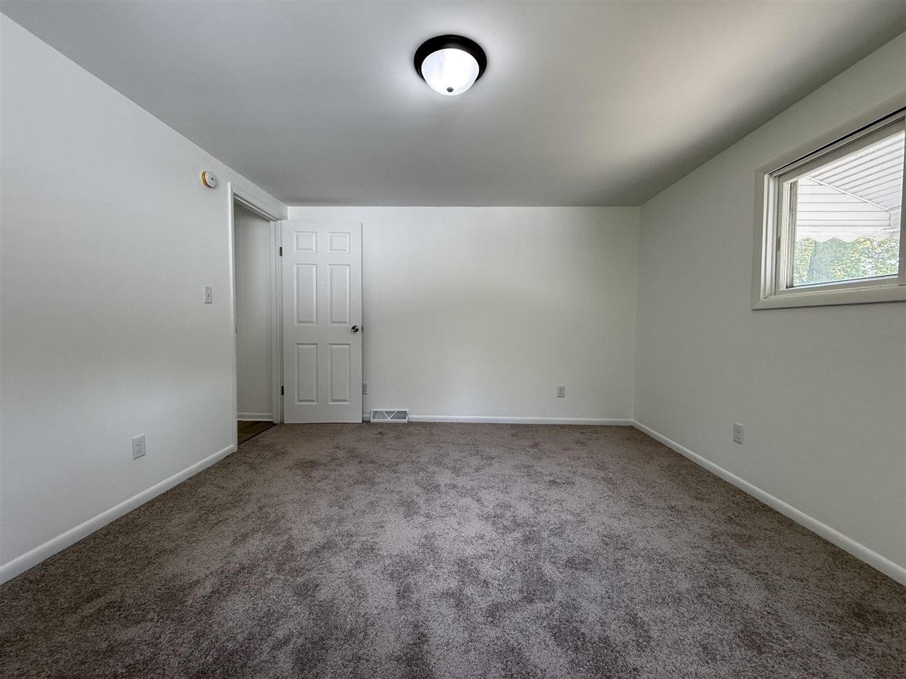 9470 Peck Road Property Photo 20