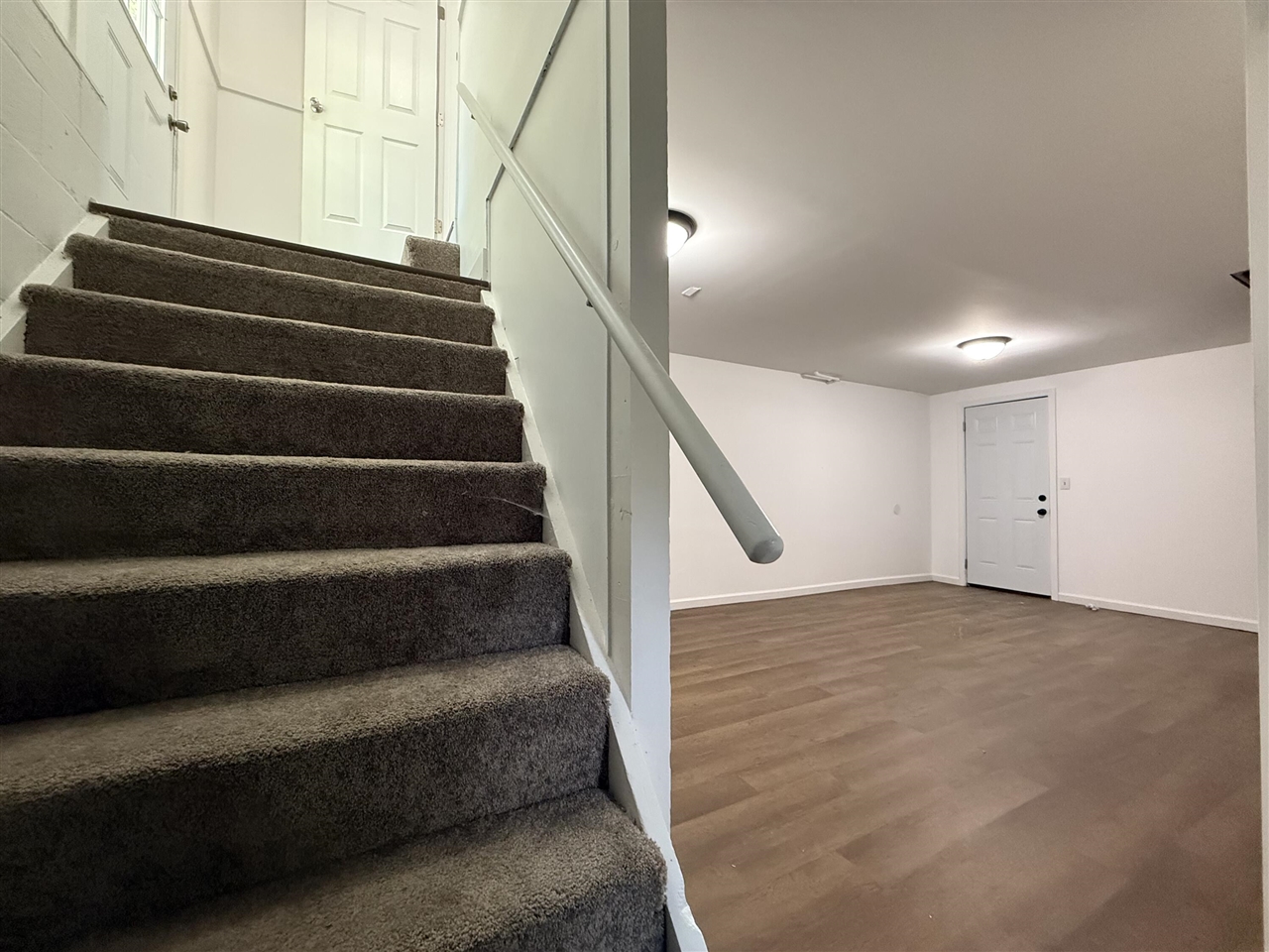9470 Peck Road Property Photo 28