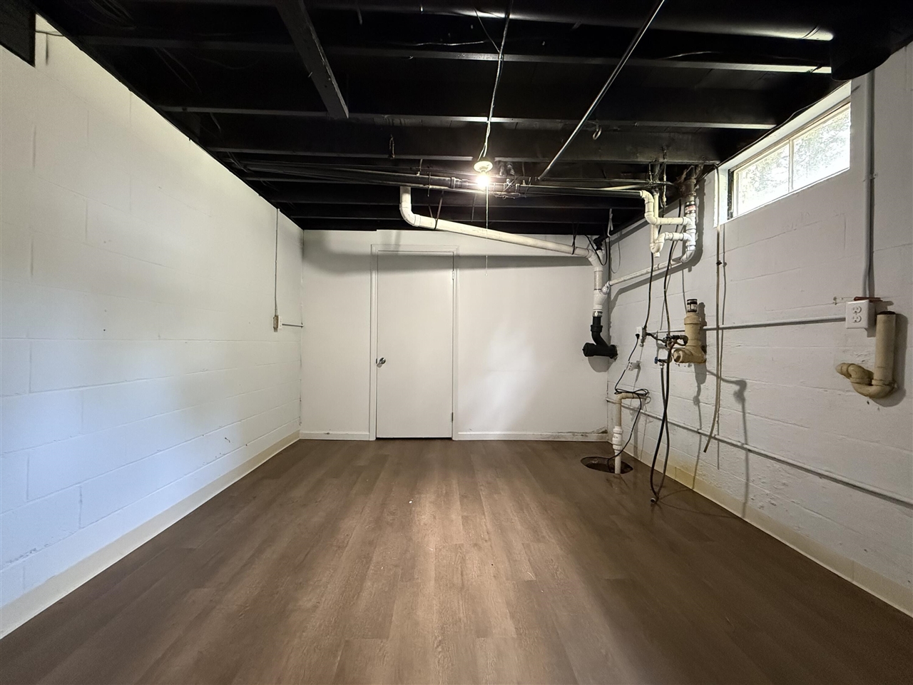 9470 Peck Road Property Photo 32