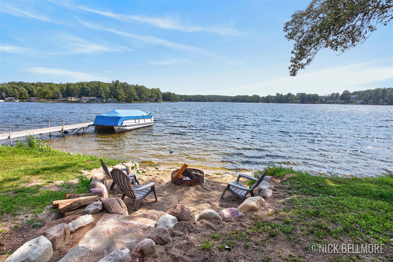 1481 N Crooked Lake Drive Property Photo 8