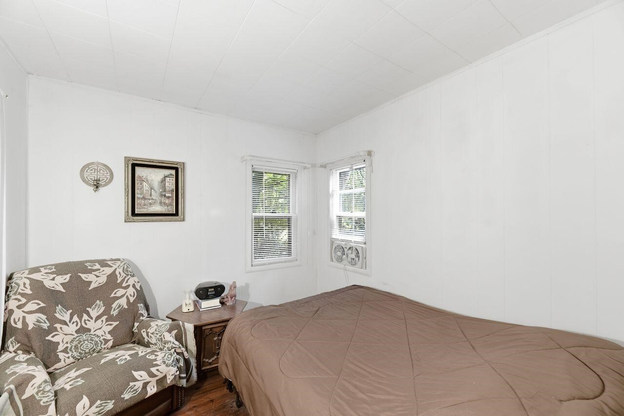 427 S Mayhew Street Property Photo 16