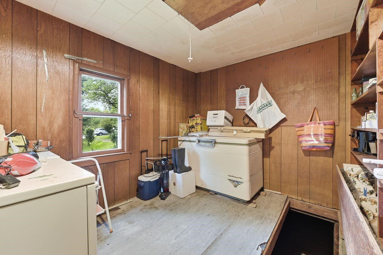 427 S Mayhew Street Property Photo 22