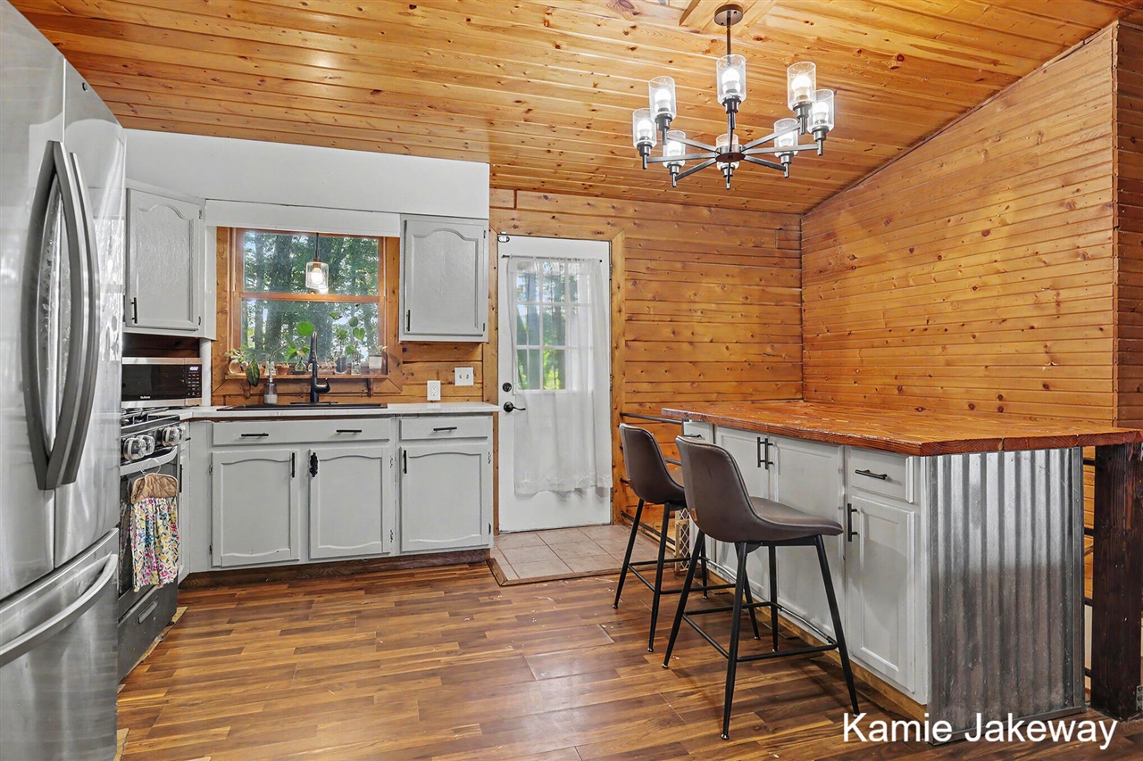 10481 Brown Road Property Photo 10