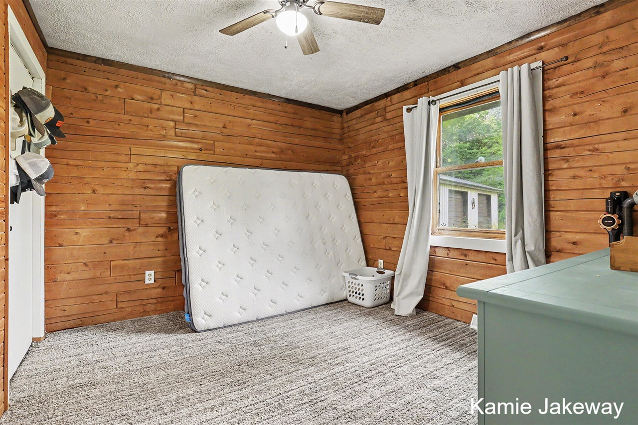 10481 Brown Road Property Photo 15