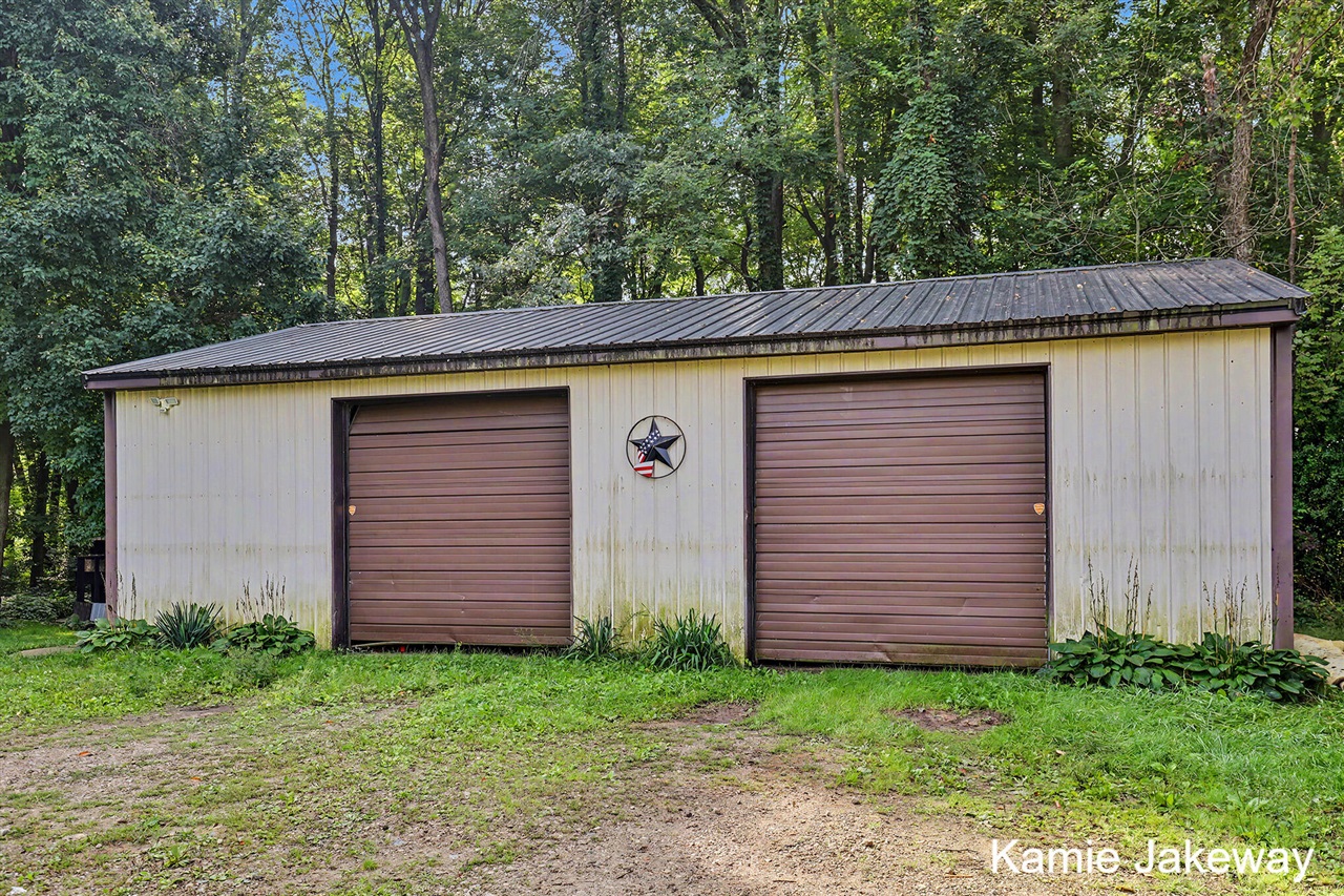 10481 Brown Road Property Photo 20