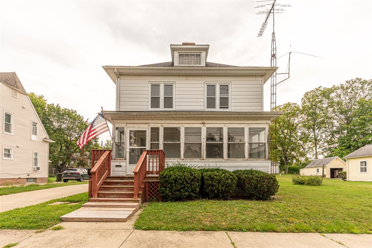 415 Garfield Street Property Photo 1