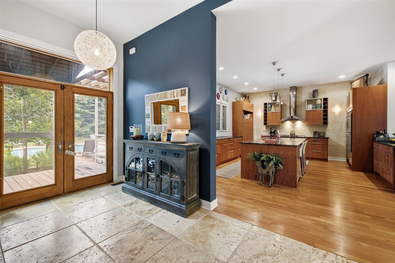 51108 Lake Park Drive Property Photo 13