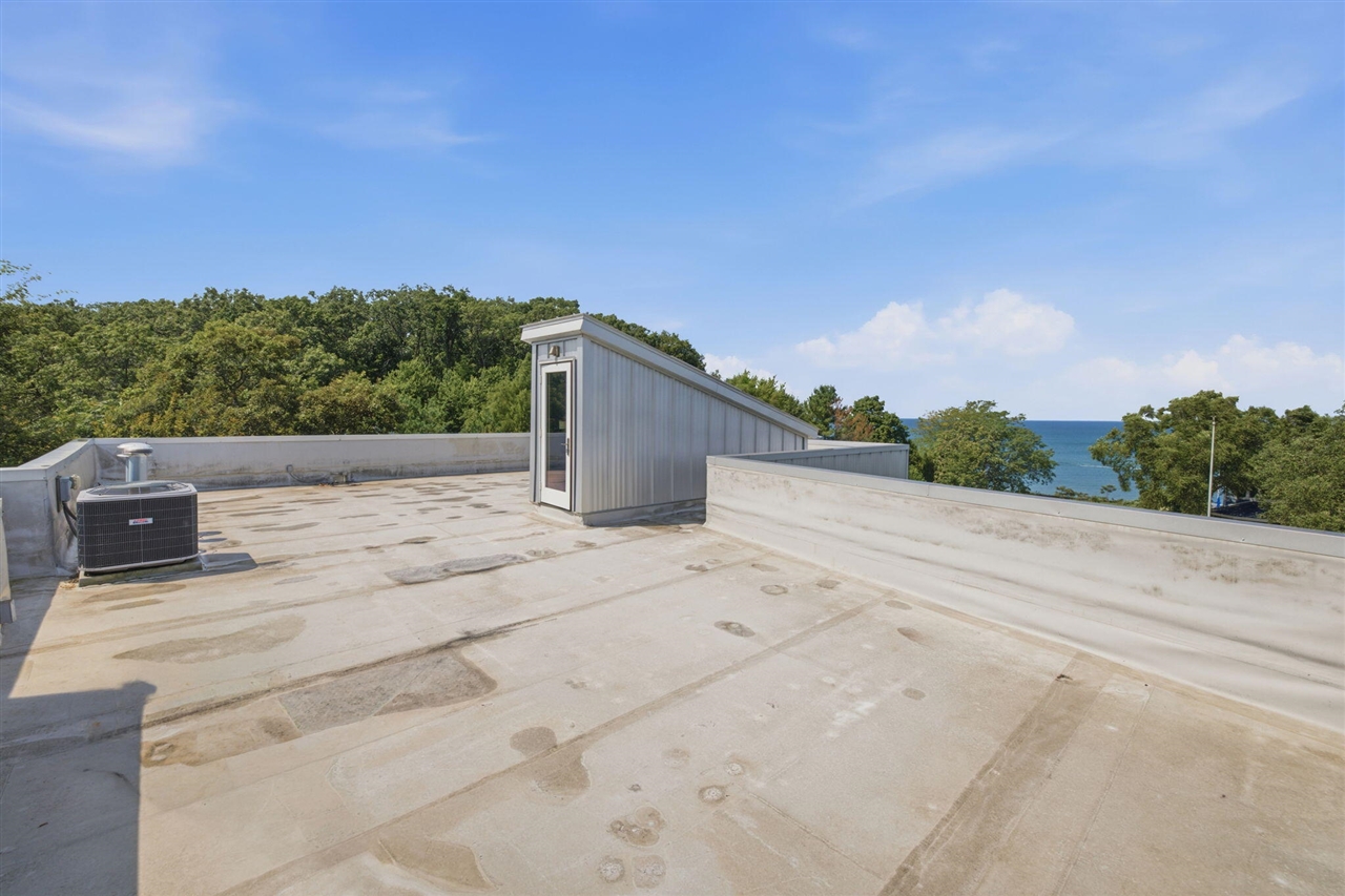 51108 Lake Park Drive Property Photo 41