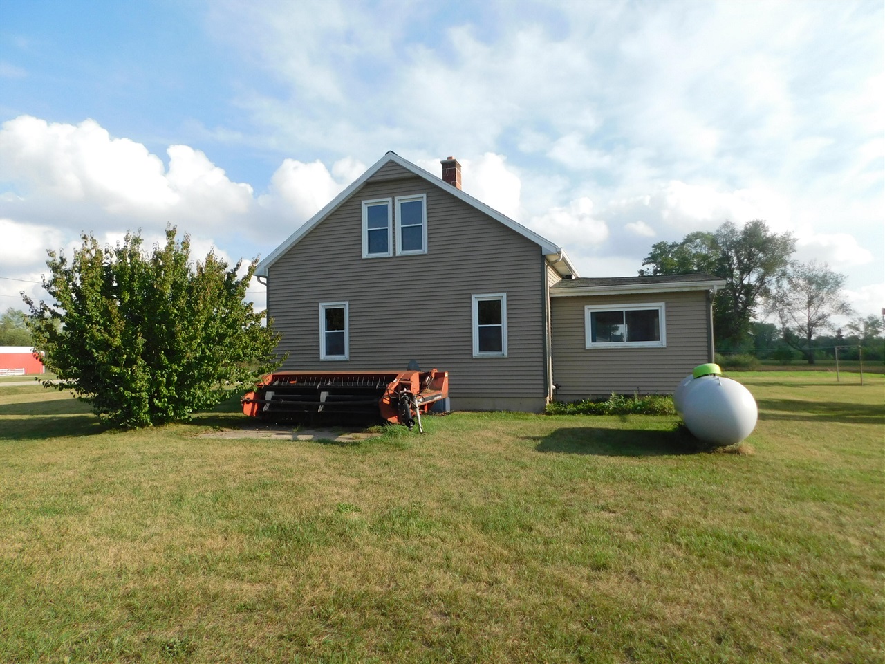 489 S Catalpa Avenue Property Photo 32