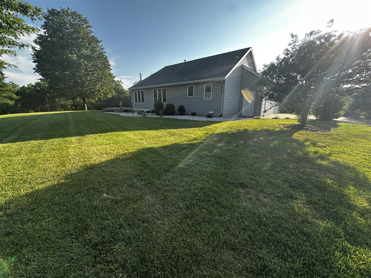 5752 Windsong Drive Property Photo 6