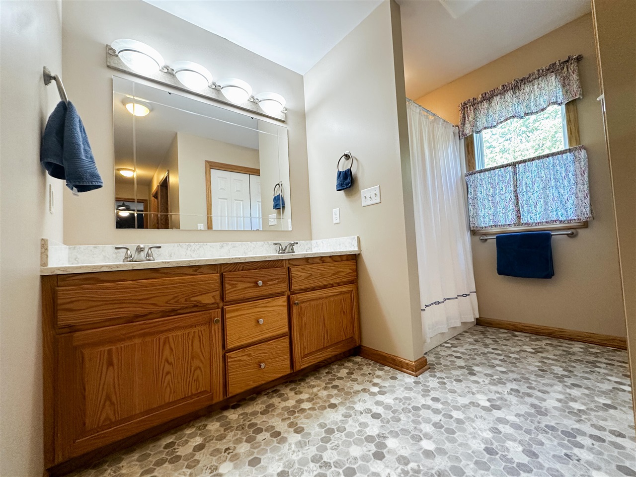 5752 Windsong Drive Property Photo 19
